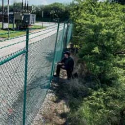 AXIS C2005 from Axis Communications - dimension diagram showing mounting measurements (view 8)